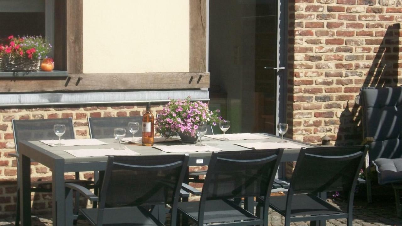 Vila 'Tmaelhof Voeren Exteriér fotografie